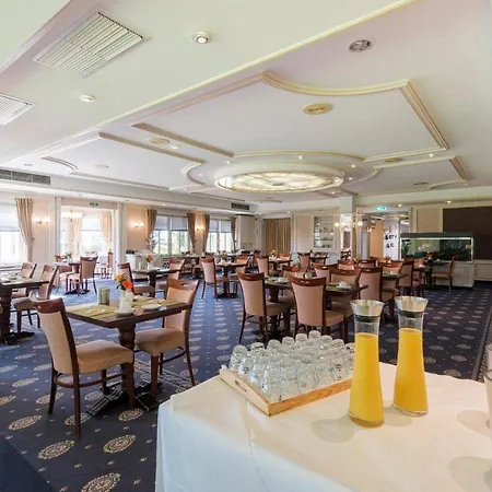 Haus Duden Hotel 4*