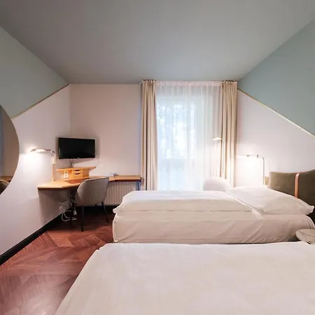 فندق Haus Duden 4*
