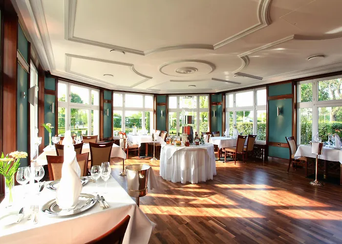 Haus Duden 3* Wesel (North Rhine-Westphalia)