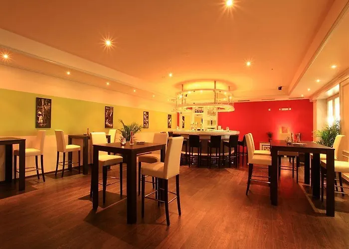 Haus Duden 3* Wesel (North Rhine-Westphalia)